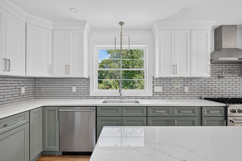 44 Slade St, Dartmouth MA 02747 photo 11
