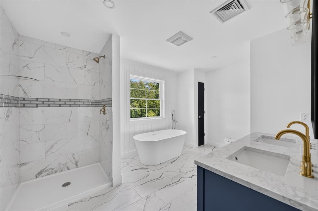 44 Slade St, Dartmouth MA 02747 photo 31
