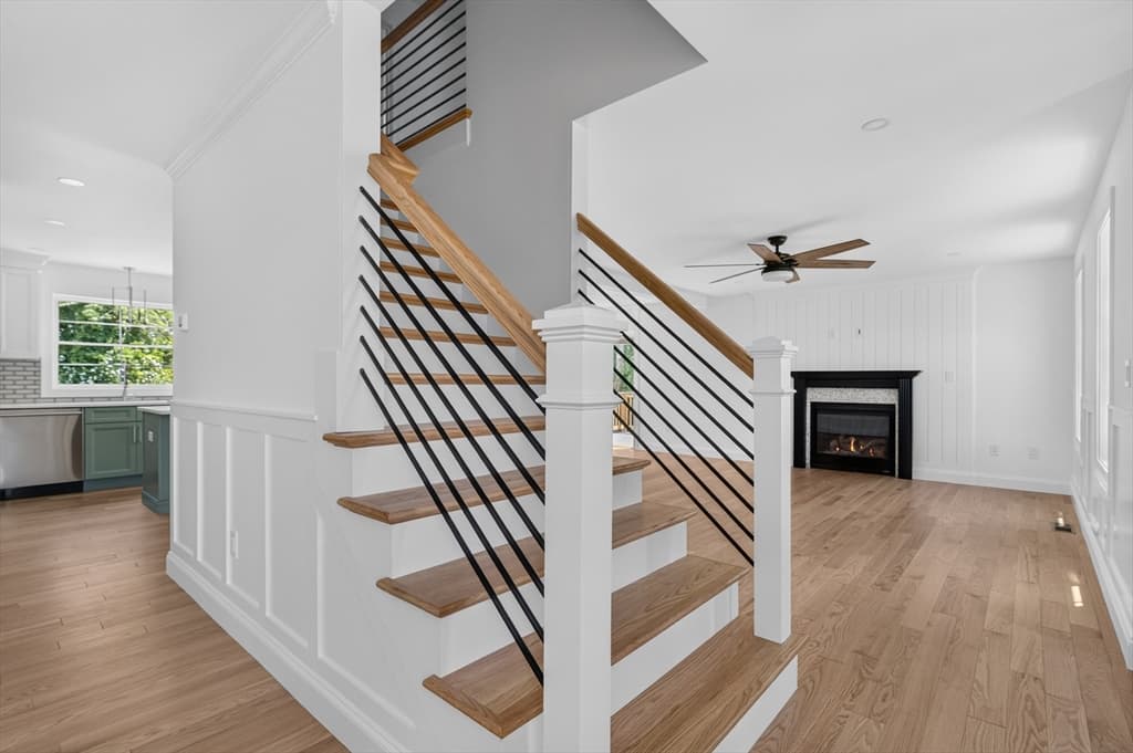 44 Slade St, Dartmouth MA 02747 photo 4
