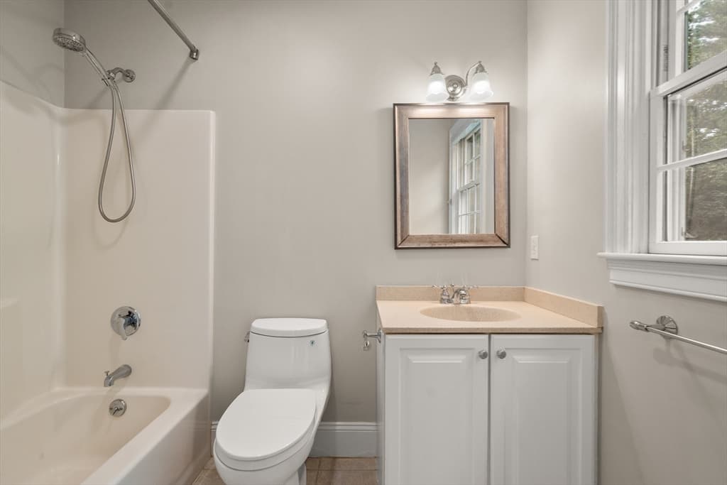 220 Newtown Road, Acton MA 01720 photo 30