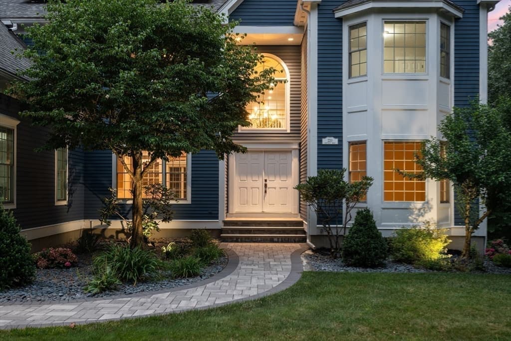 220 Newtown Road, Acton MA 01720 photo 4