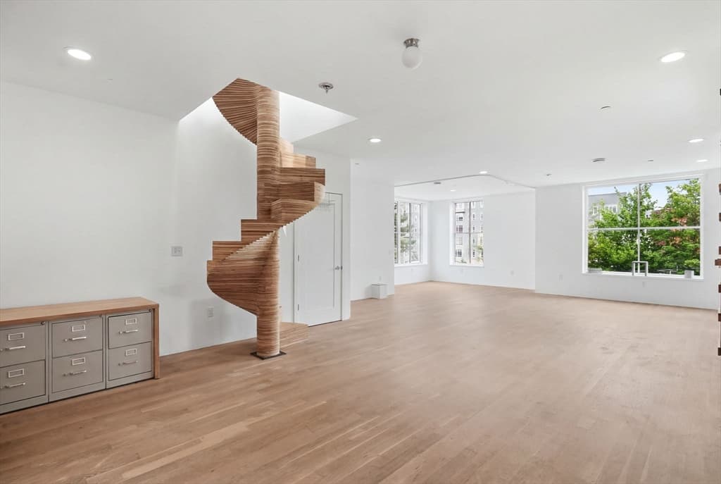 Condominium at 21 Lamartine St # 3, Boston MA 02130, Boston, photo 7 of 16