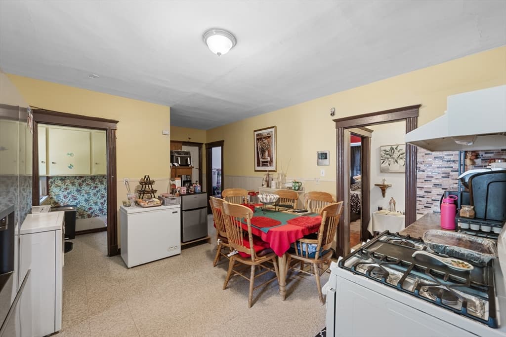 16 Dowfield Ter, Lynn MA 01904 photo 13