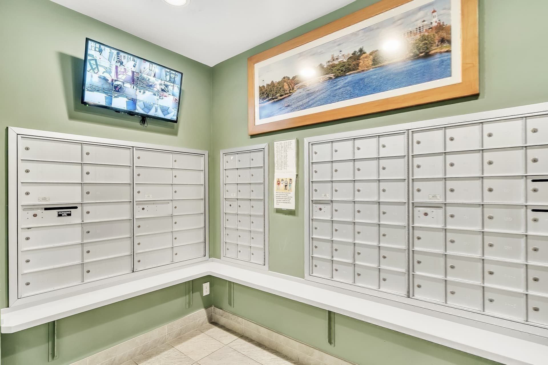 Condominium at 1105 Massachusetts Ave # 6A, Cambridge MA 02138, photo 13 of 16