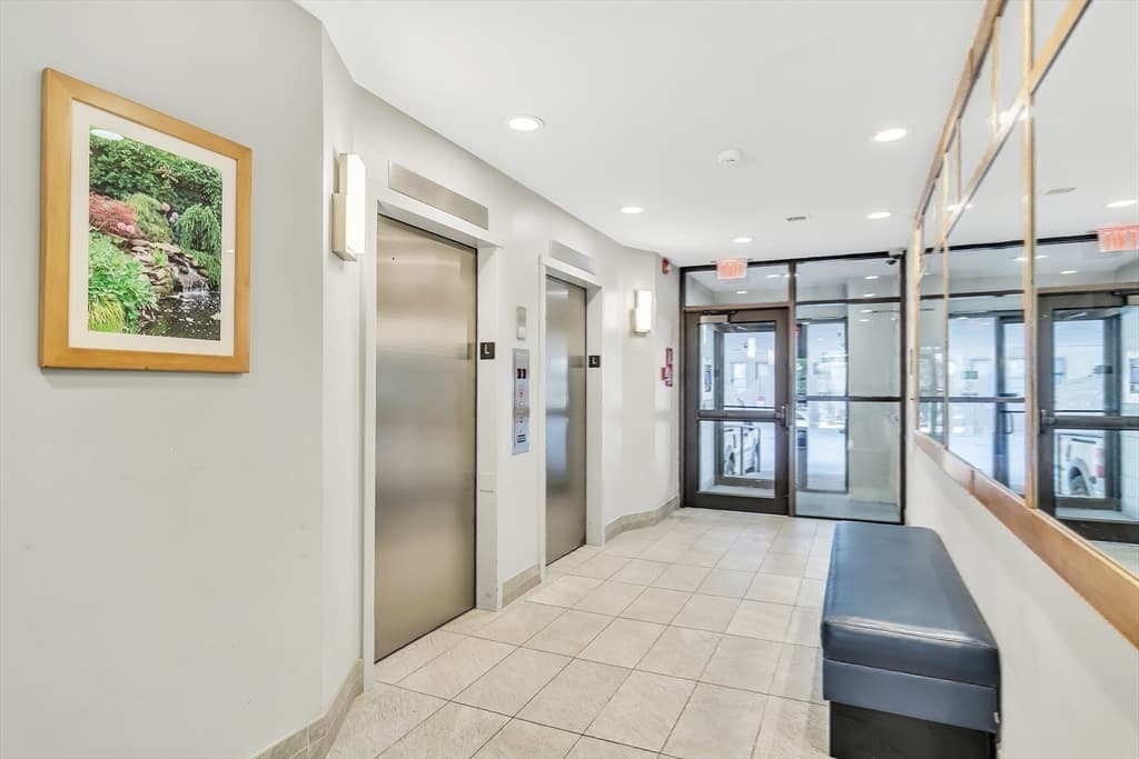 1105 Massachusetts Ave # 6A, Cambridge MA 02138 photo 14
