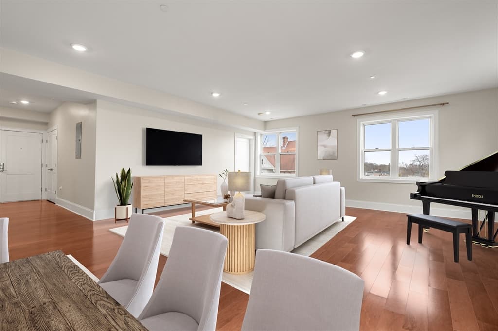 18 Johnson Ave # 3, Quincy MA 02169 photo 9