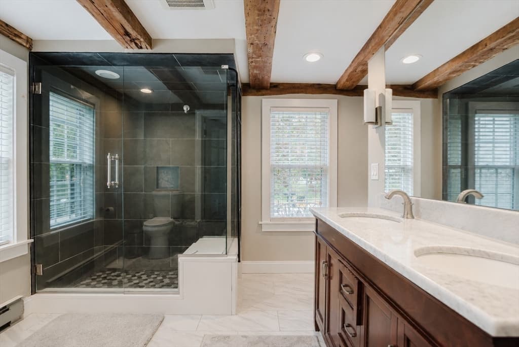 273 Center St, Hanover MA 02339 photo 13