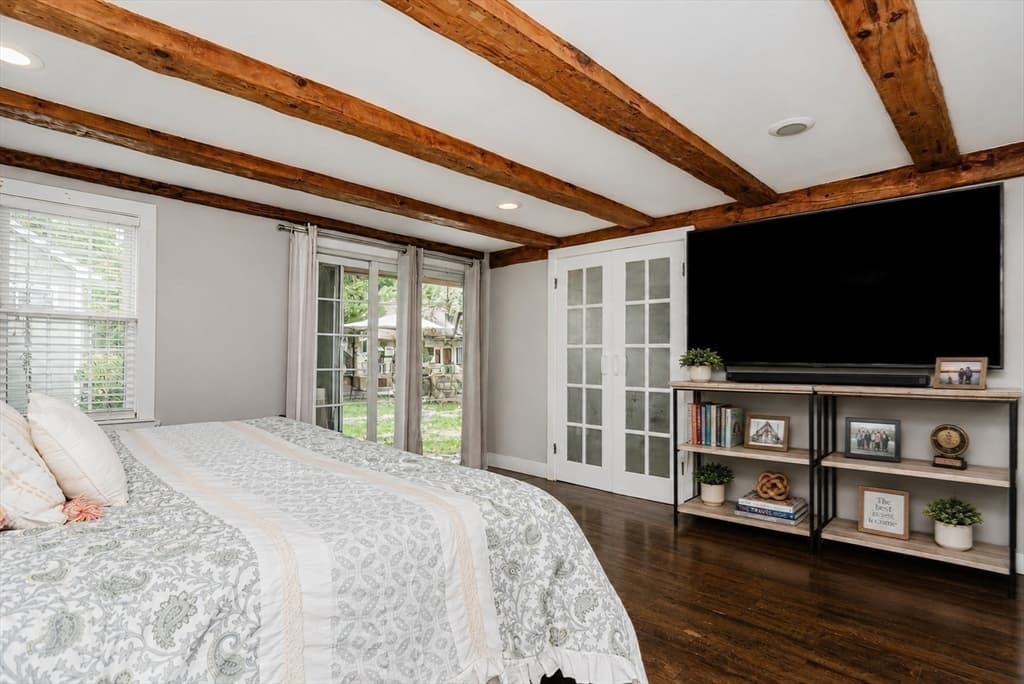 273 Center St, Hanover MA 02339 photo 12