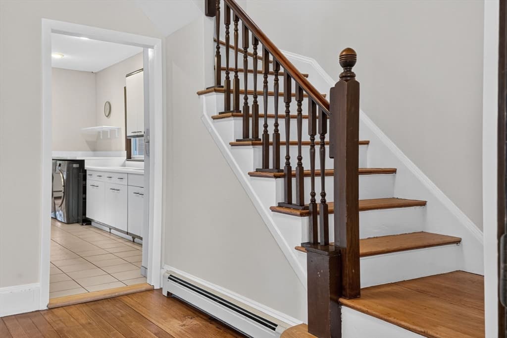 Single Family Residence at 51 Metropolitan Ave, Boston MA 02131, photo 19 of 37