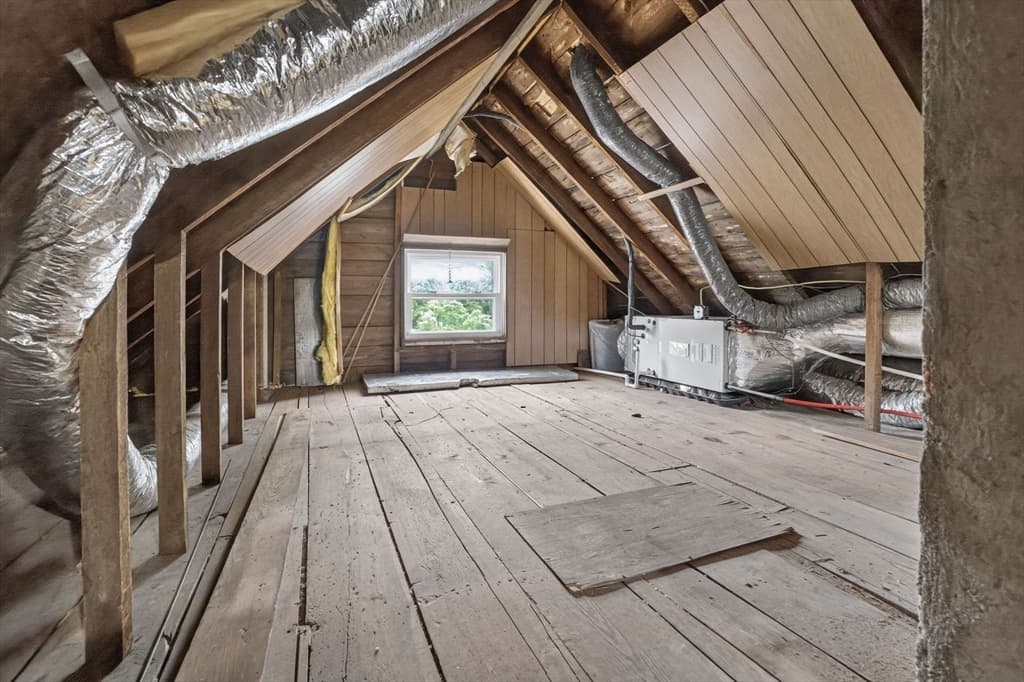 Single Family Residence at 51 Metropolitan Ave, Boston MA 02131, photo 25 of 37