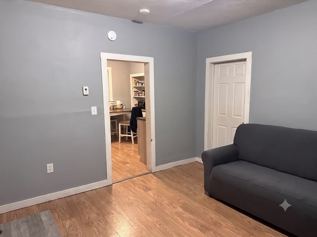22-24 Floyd St, Lowell MA 01852 photo 32