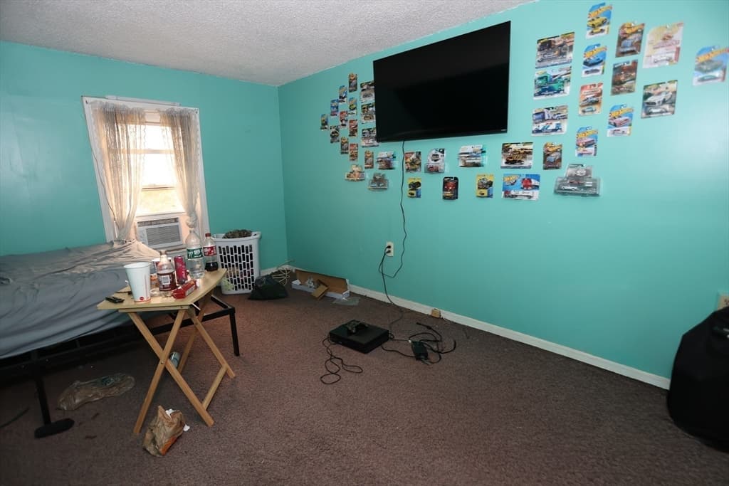 22-24 Floyd St, Lowell MA 01852 photo 18