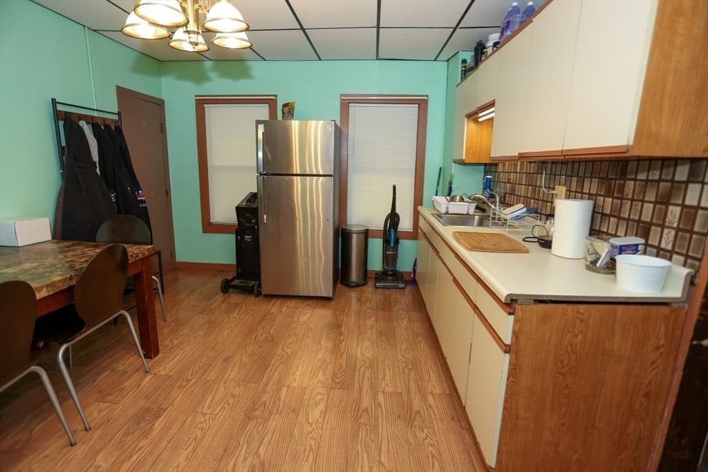 22-24 Floyd St, Lowell MA 01852 photo 31