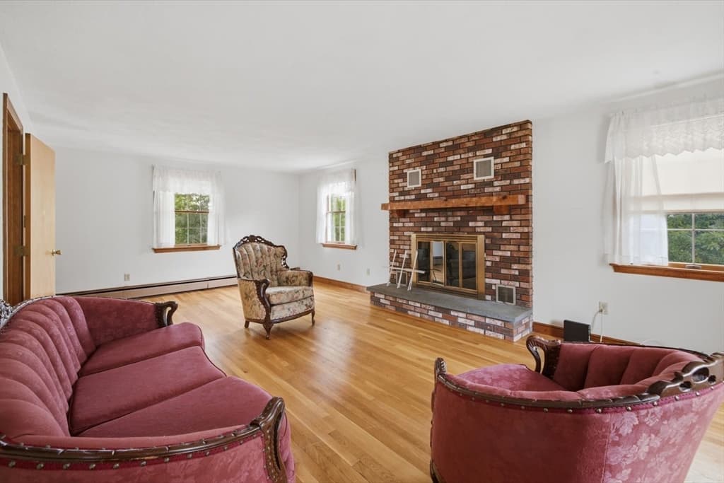 106 Edge Hill Rd, Milton MA 02186 photo 10