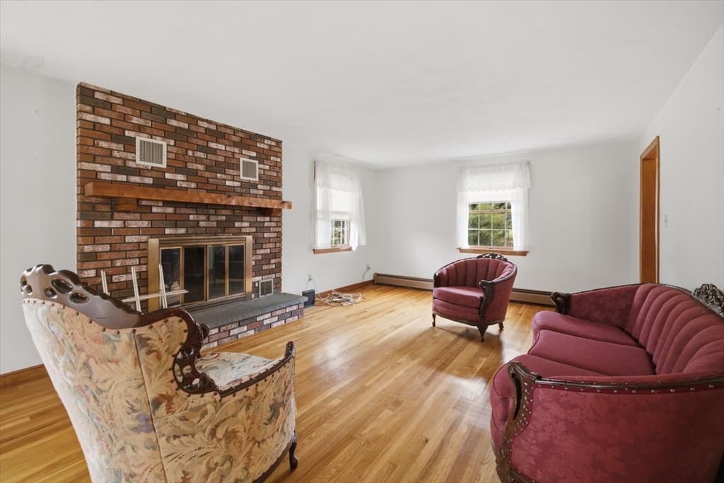 106 Edge Hill Rd, Milton MA 02186 photo 11