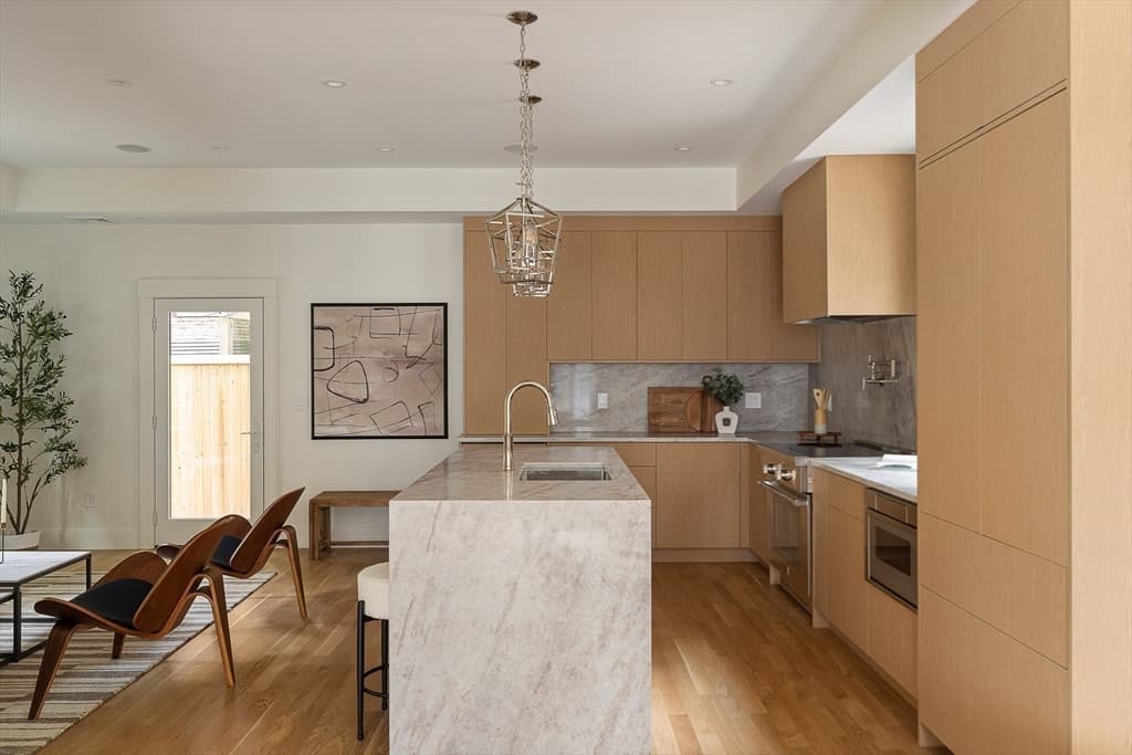 11 Mt. Auburn Street # 11, Cambridge MA 02138 photo 5