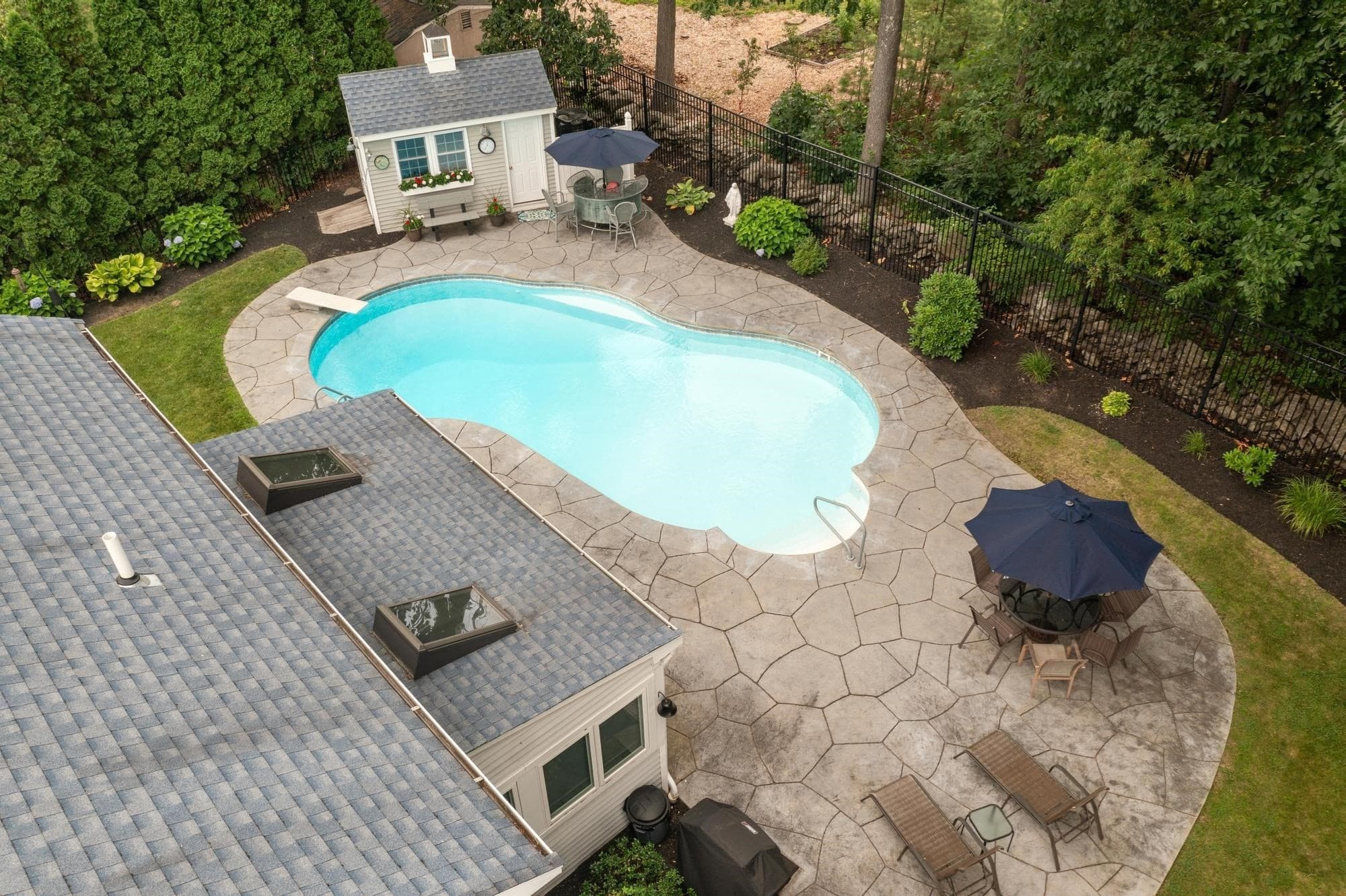 Single Family Residence at 170 Jamestown Rd, Leominster MA 01453, photo 32 of 33