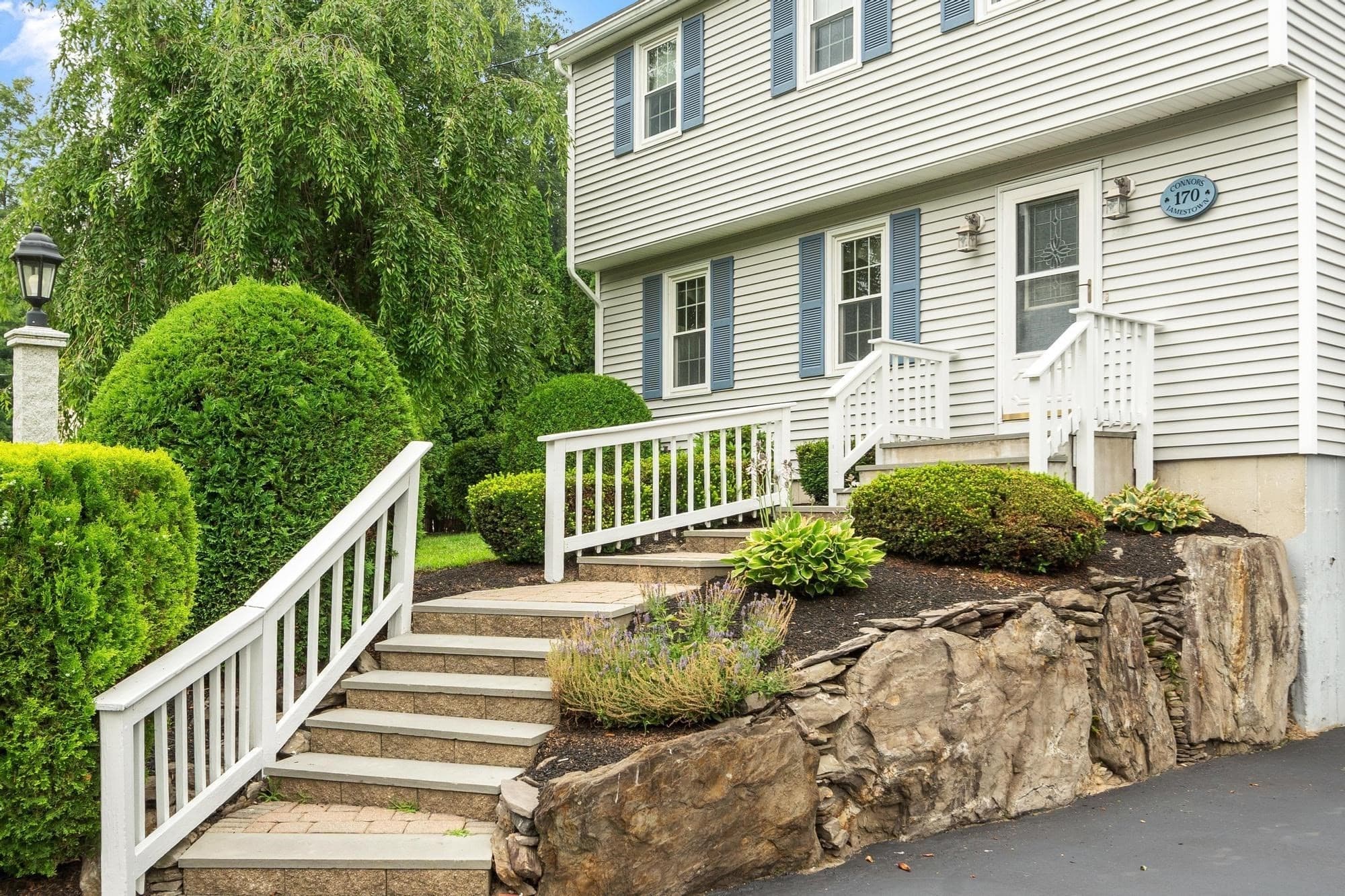 Single Family Residence at 170 Jamestown Rd, Leominster MA 01453, photo 4 of 33
