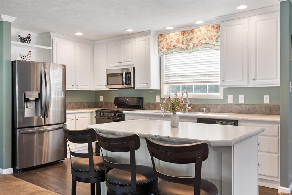 Mobile Home at 1 Asher Lane, Pepperell MA 01463, Pepperell, photo 12 of 26