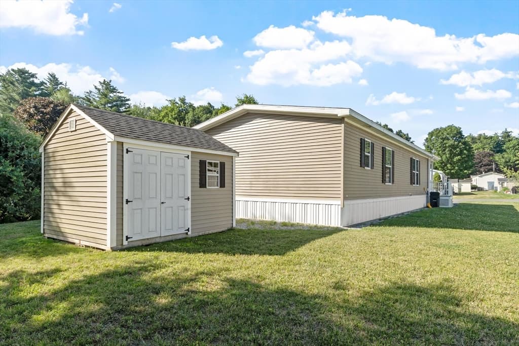 Mobile Home at 1 Asher Lane, Pepperell MA 01463, Pepperell, photo 7 of 26
