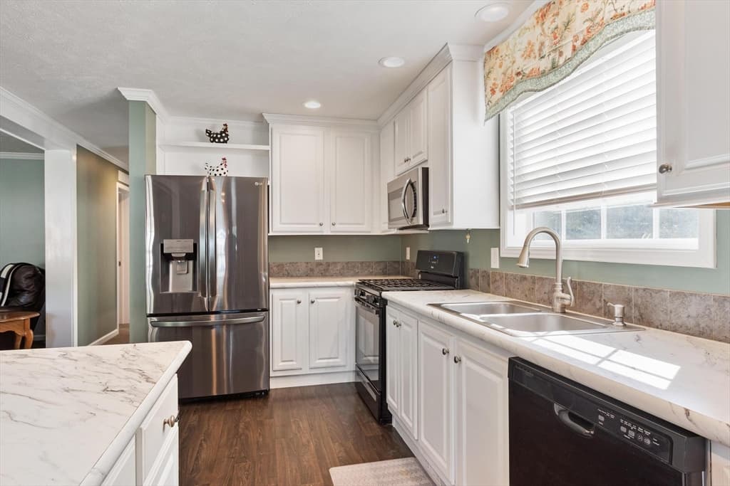 Mobile Home at 1 Asher Lane, Pepperell MA 01463, Pepperell, photo 14 of 26
