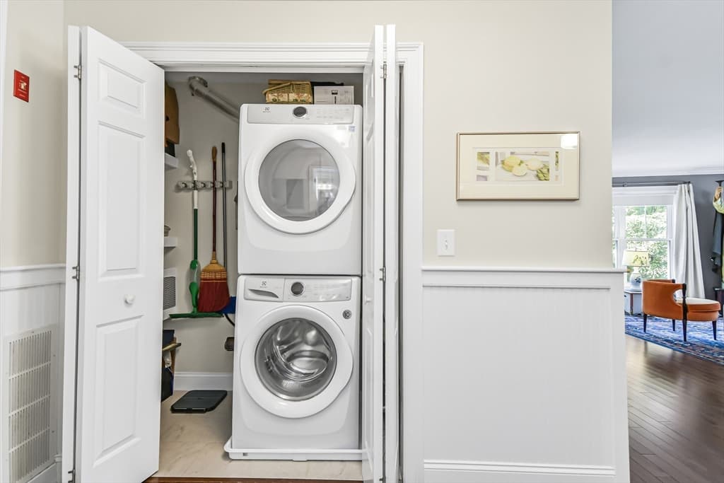 104 Main St # 2, Amesbury MA 01913 photo 16