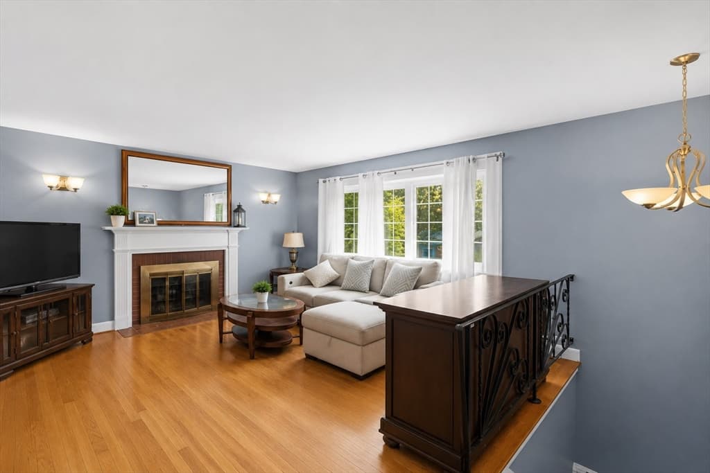165 King Philip St, Weymouth MA 02190 photo 9
