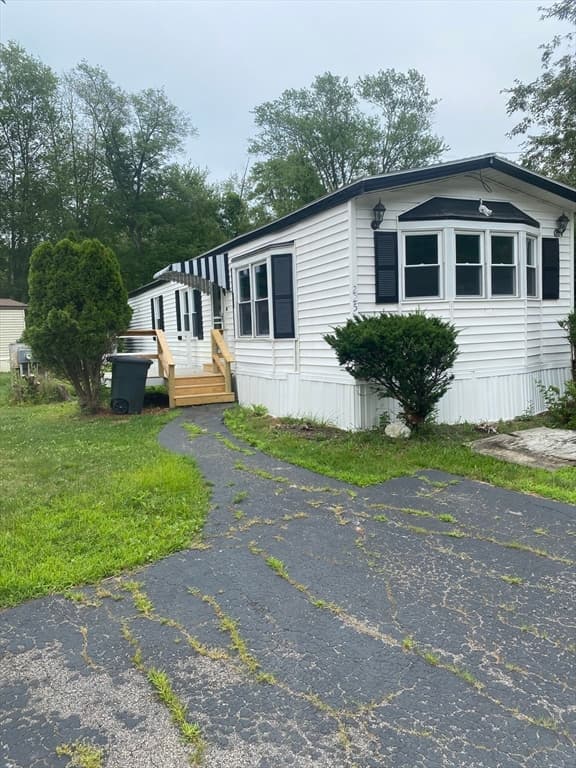 305 Turnpike # 225, Easton MA 02375