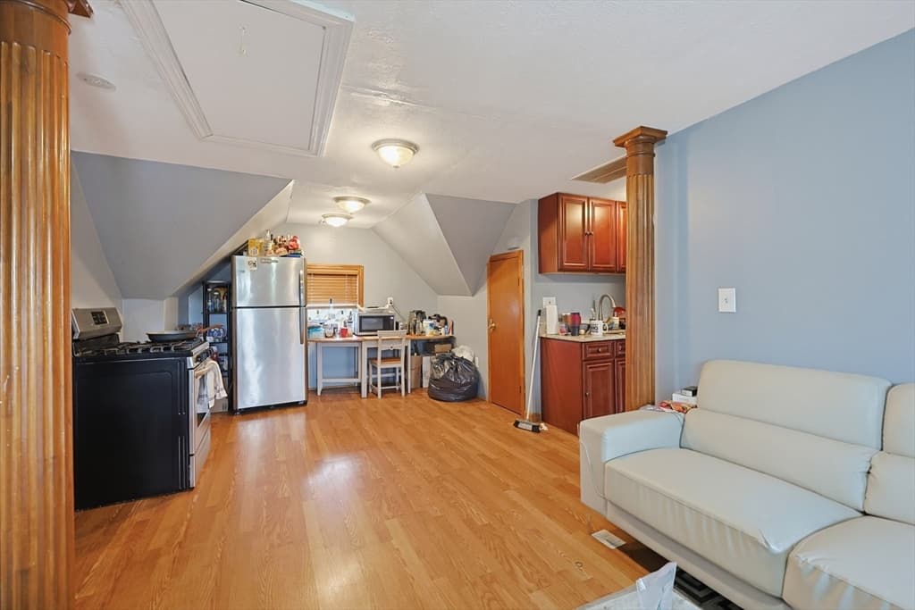 55 Tribou St, Brockton MA 02301 photo 33