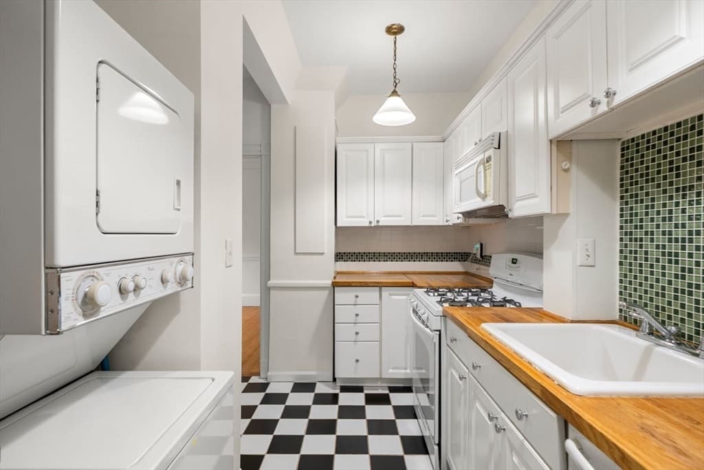Condominium at 76 Carolina Ave # 1, Boston MA 02130, Boston, photo 11 of 16