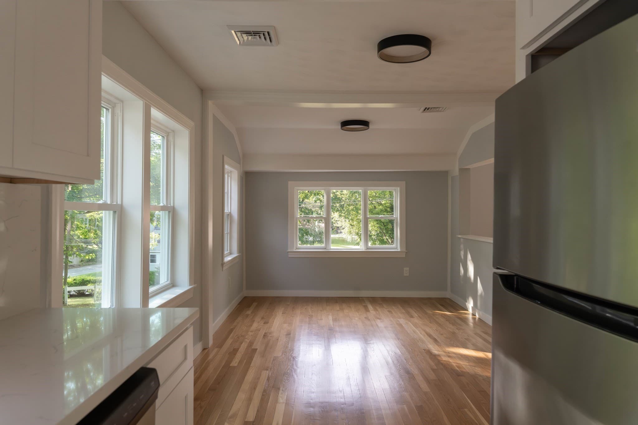 Single Family Residence at 177 Hartford Ave E, Uxbridge MA 01569, Uxbridge, photo 6 of 25