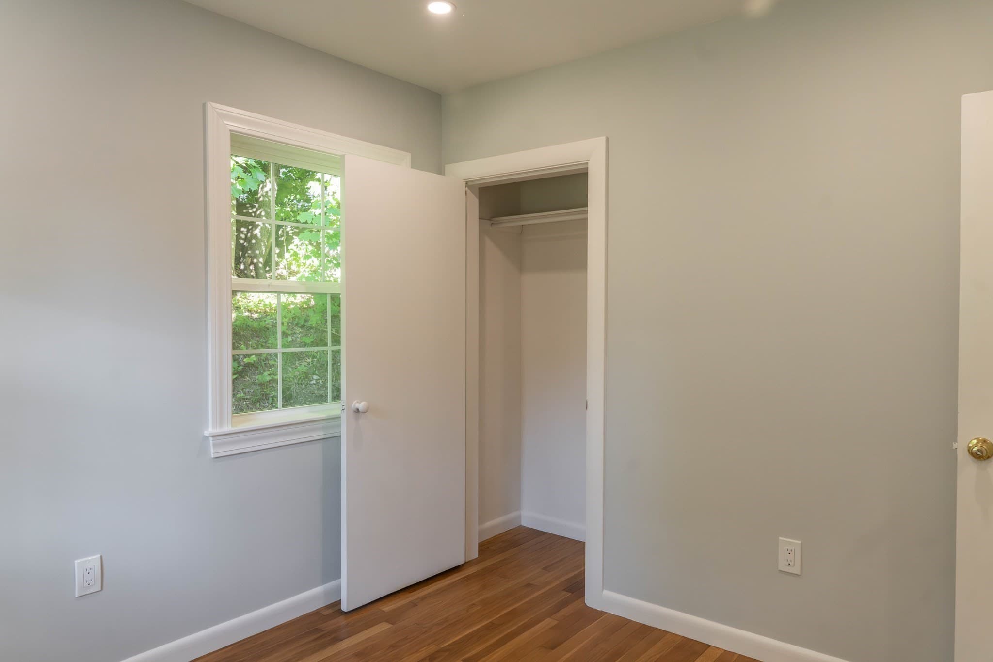 Single Family Residence at 177 Hartford Ave E, Uxbridge MA 01569, Uxbridge, photo 14 of 25