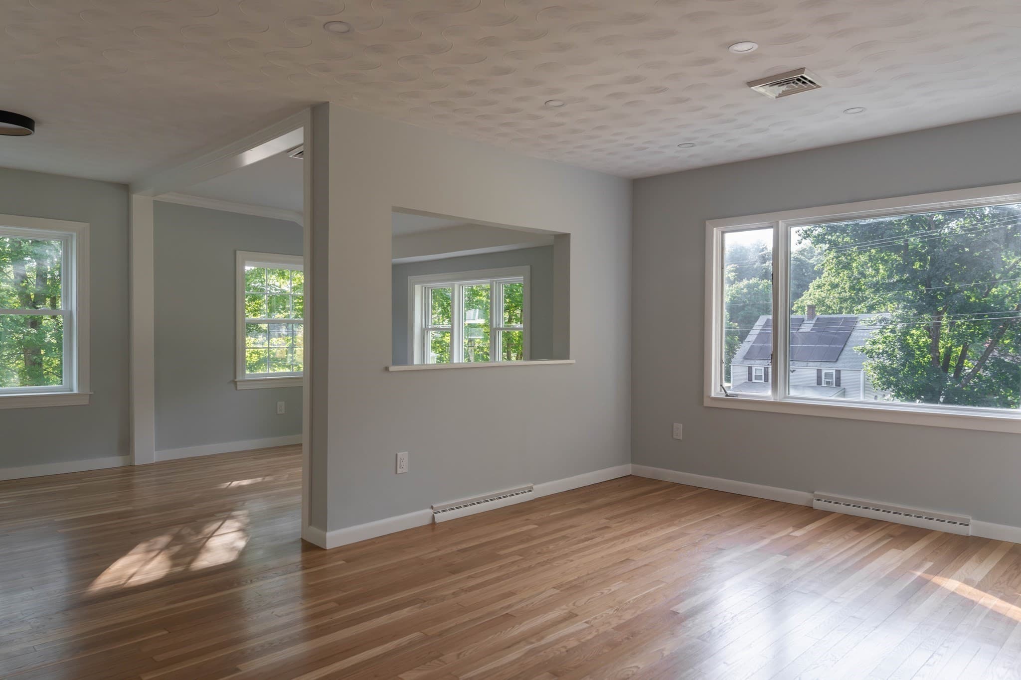 Single Family Residence at 177 Hartford Ave E, Uxbridge MA 01569, Uxbridge, photo 8 of 25
