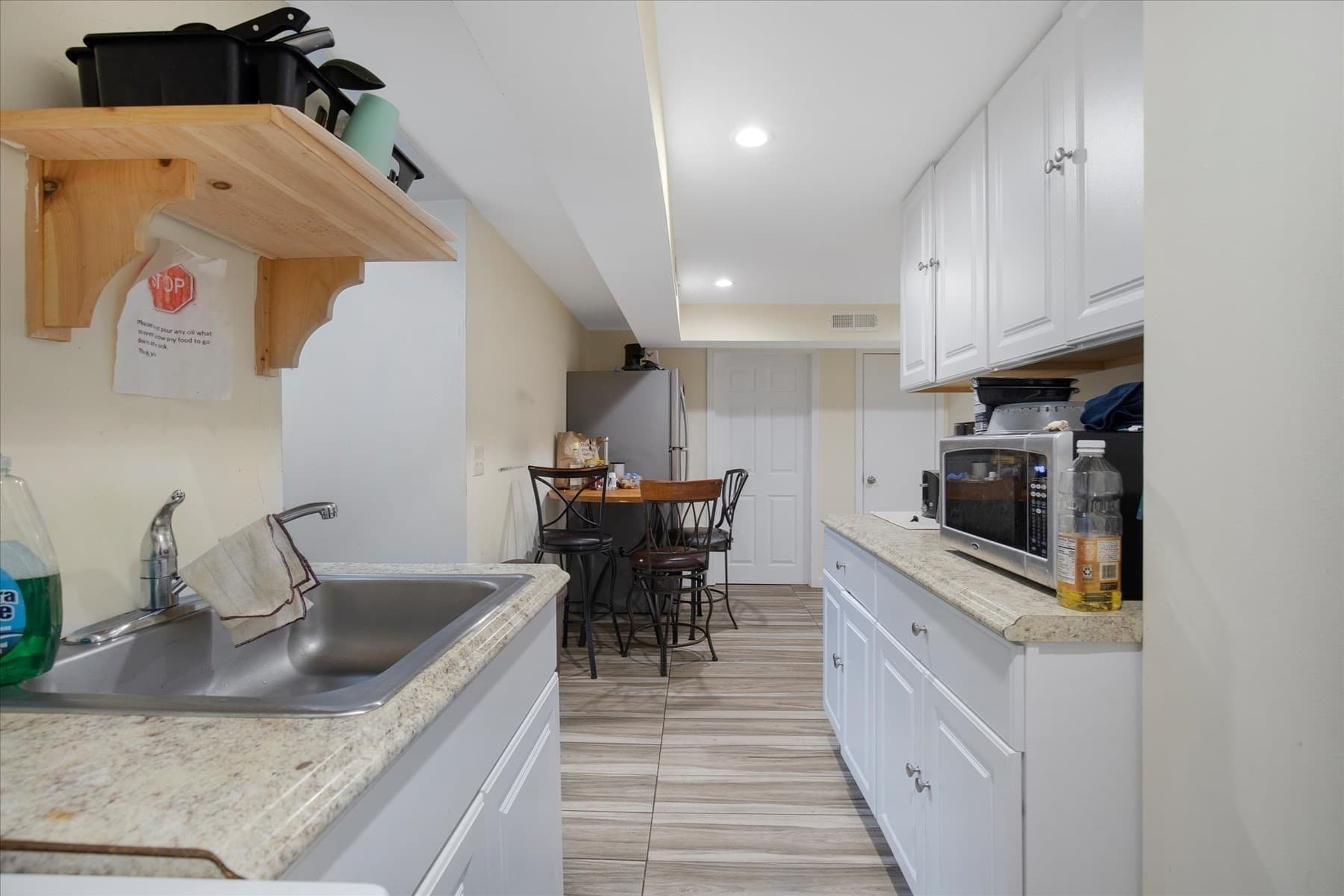 Single Family Residence at 160 Lincoln Rd., Barnstable MA 02601, photo 16 of 28