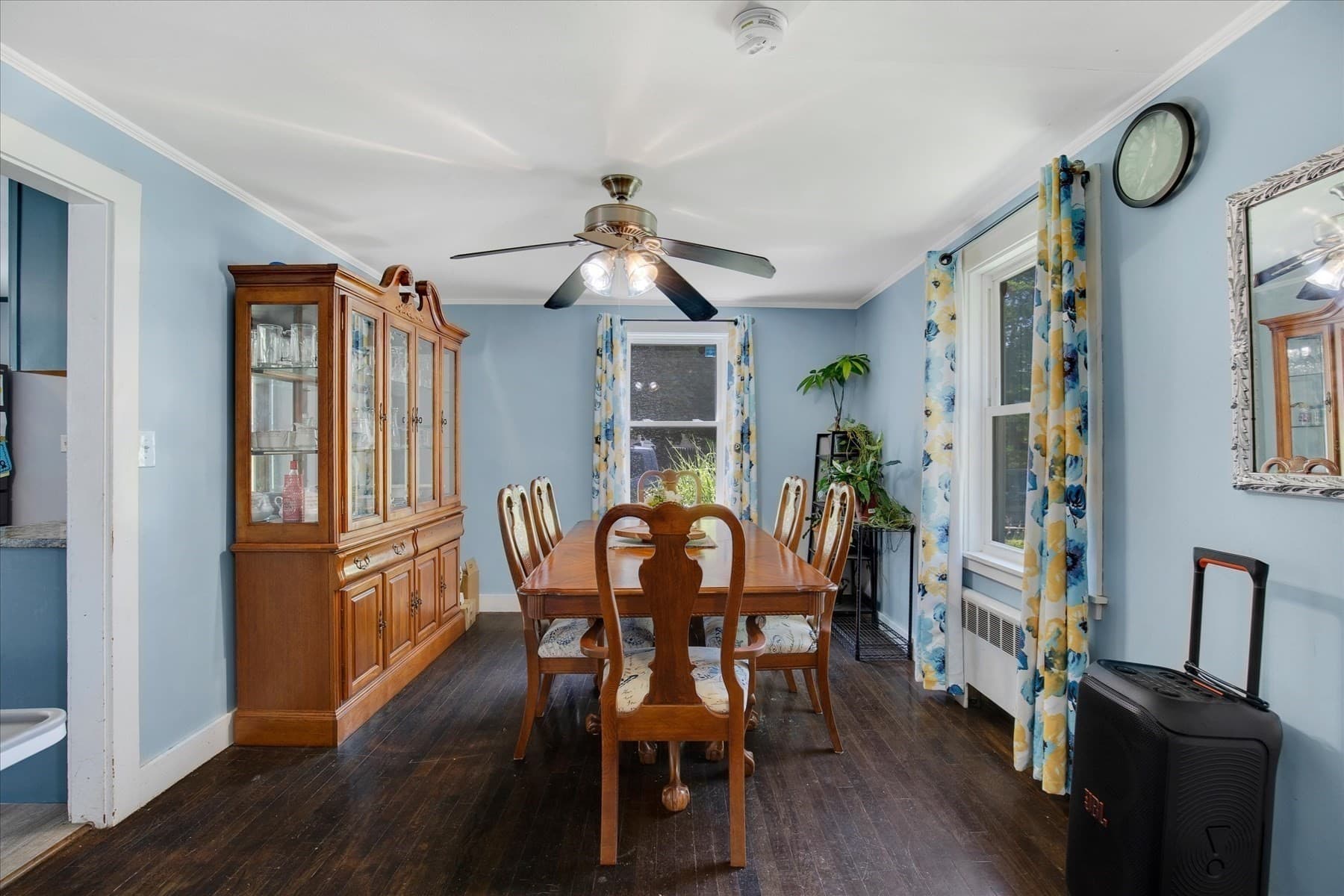 Single Family Residence at 160 Lincoln Rd., Barnstable MA 02601, photo 3 of 28