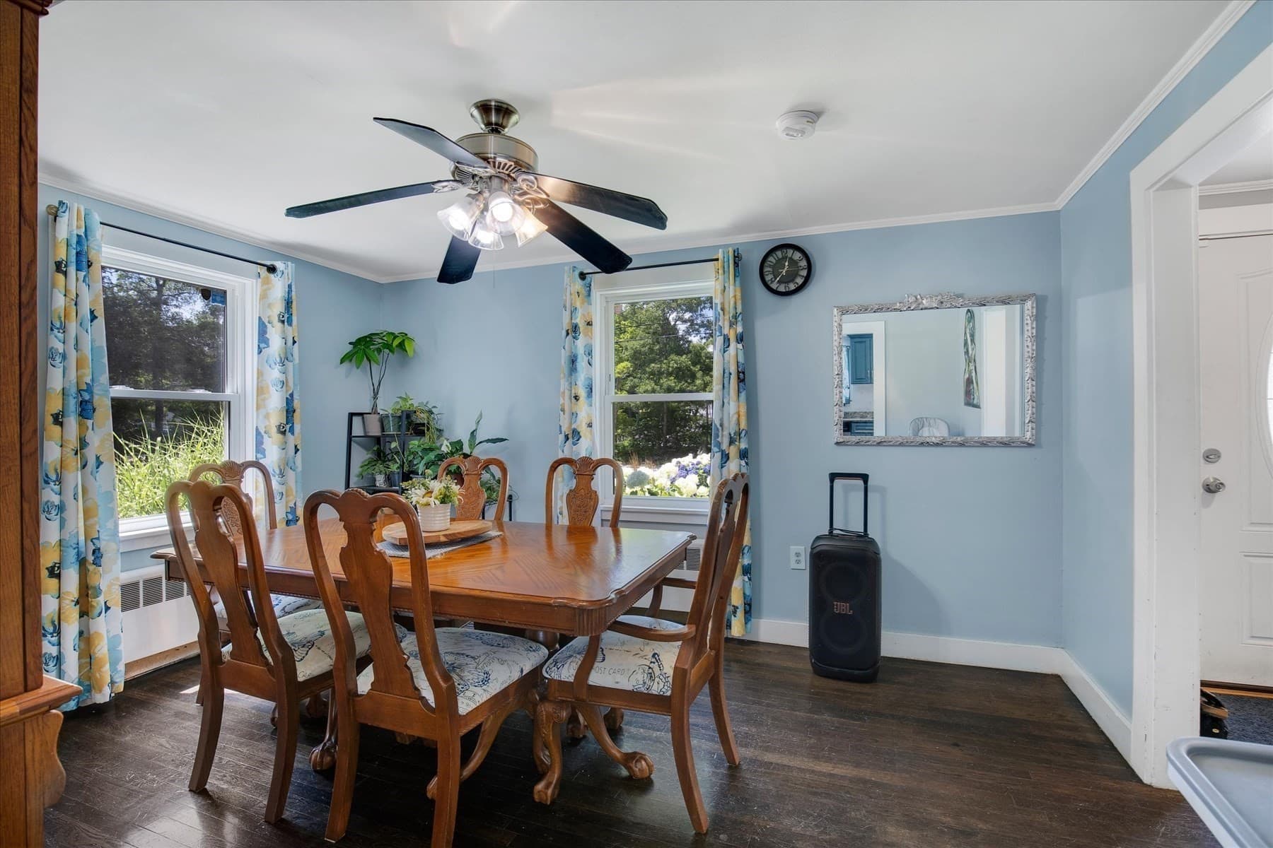 Single Family Residence at 160 Lincoln Rd., Barnstable MA 02601, photo 4 of 28