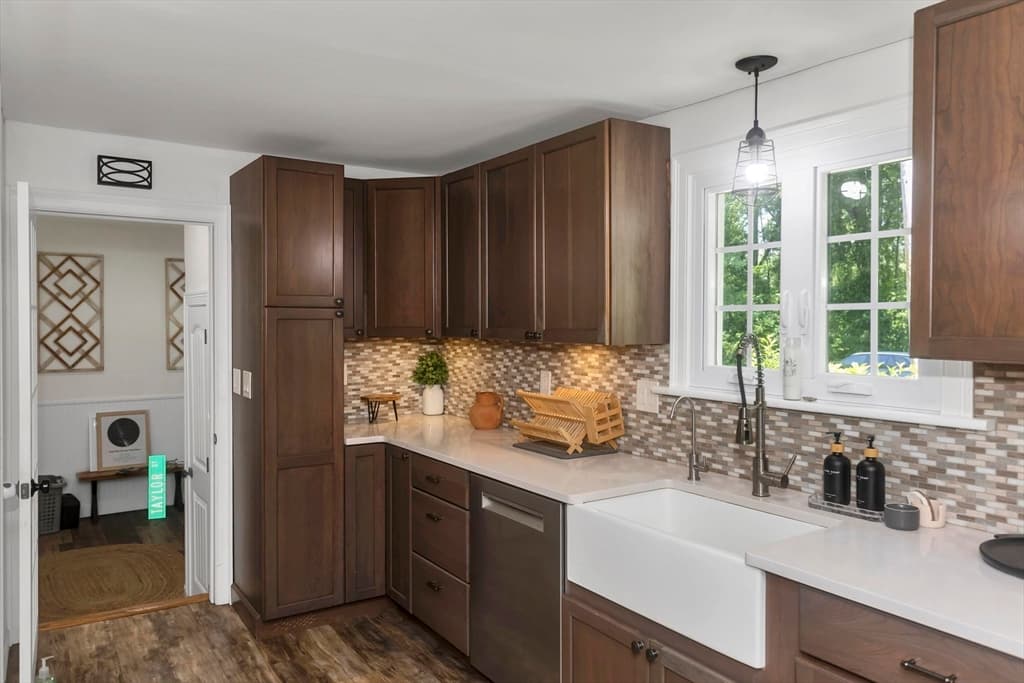 30 Cove Island Rd, South Hadley MA 01075 photo 13