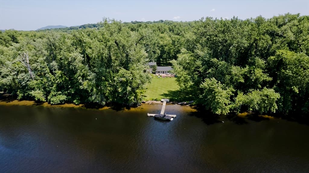 30 Cove Island Rd, South Hadley MA 01075 photo 10
