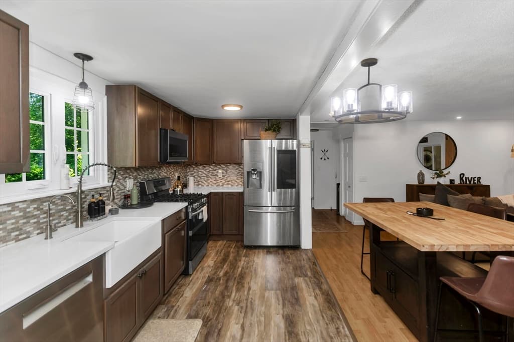 30 Cove Island Rd, South Hadley MA 01075 photo 14