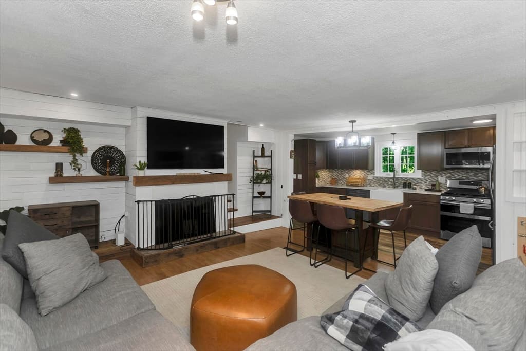 30 Cove Island Rd, South Hadley MA 01075 photo 19