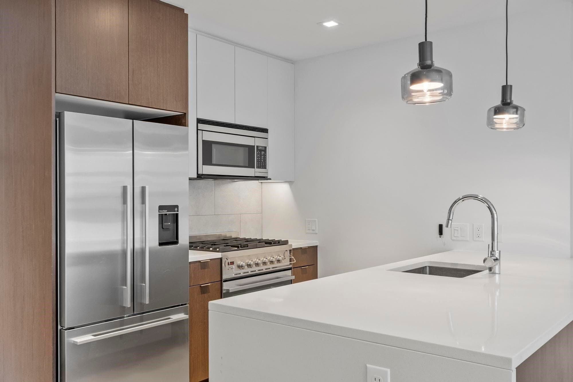 Condominium at 375 Canal St # 703P, Somerville MA 02145, photo 6 of 40