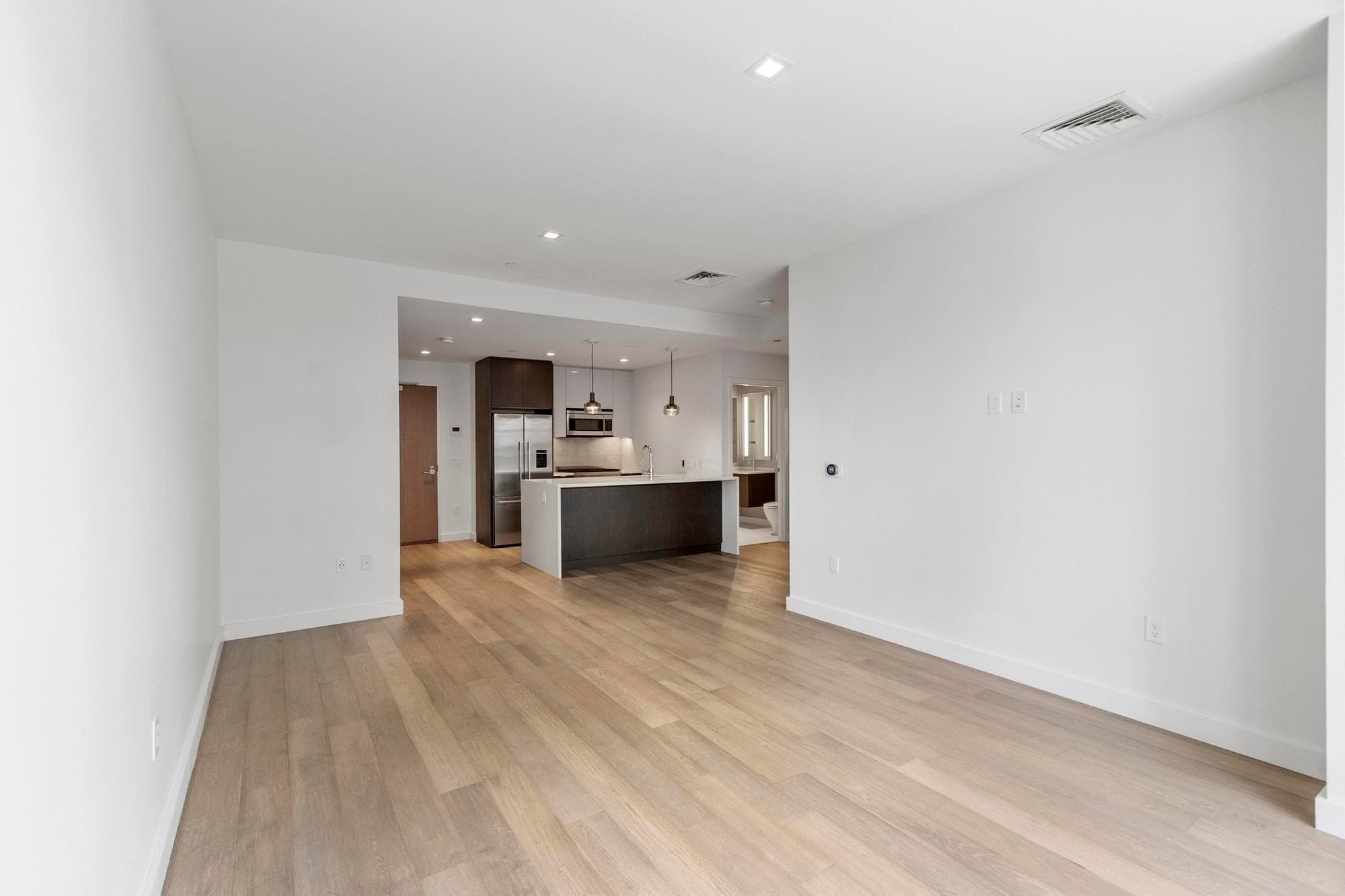 Condominium at 375 Canal St # 703P, Somerville MA 02145, photo 3 of 40