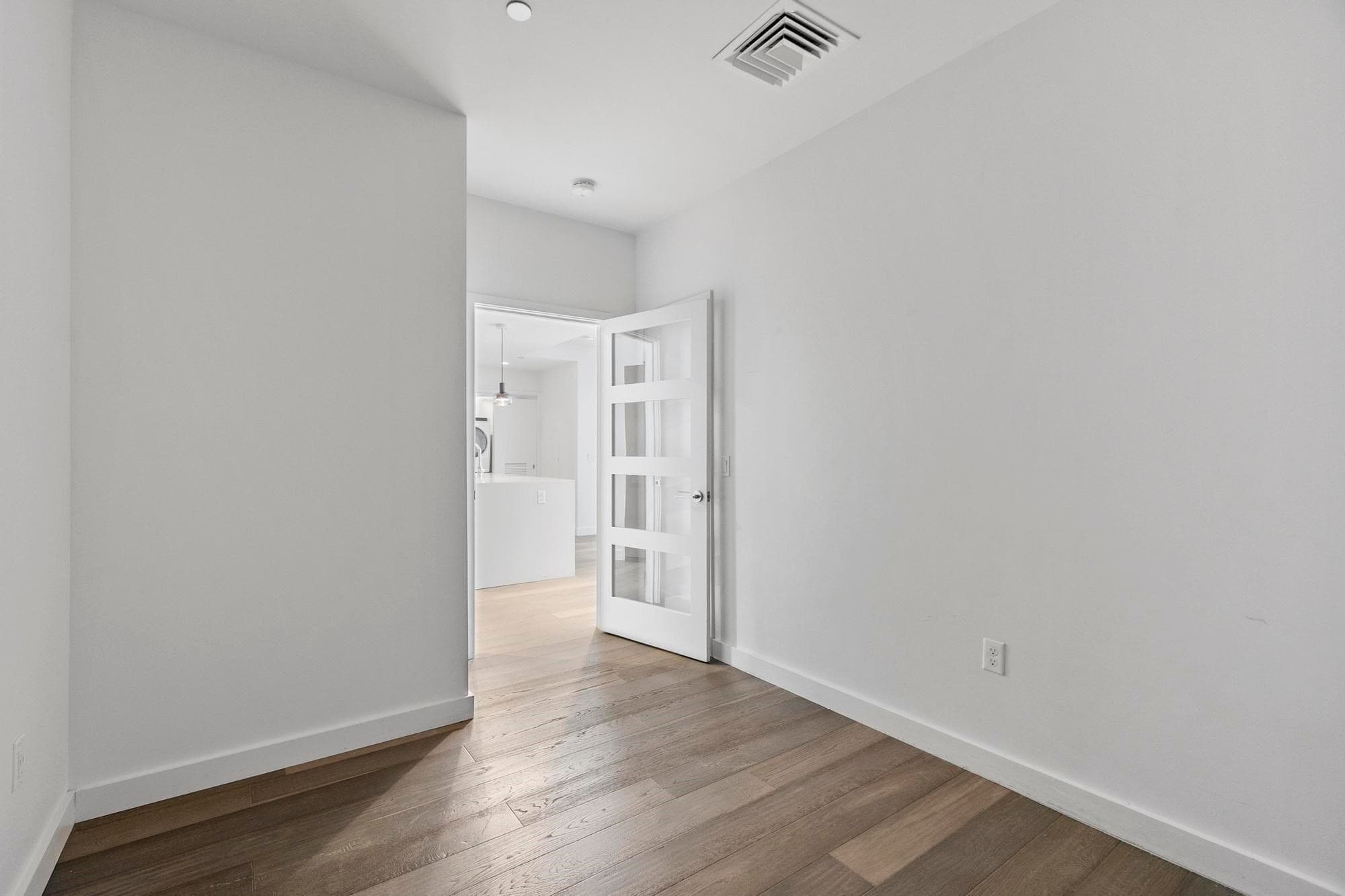 Condominium at 375 Canal St # 703P, Somerville MA 02145, photo 11 of 40