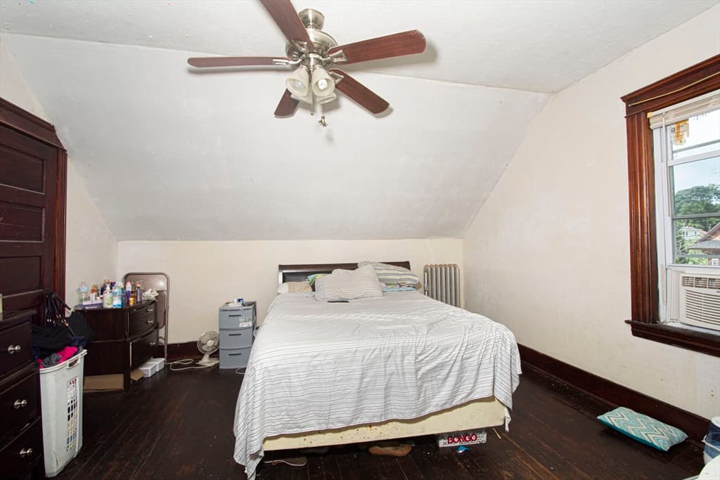 7 Clarence St, Worcester MA 01610 photo 16