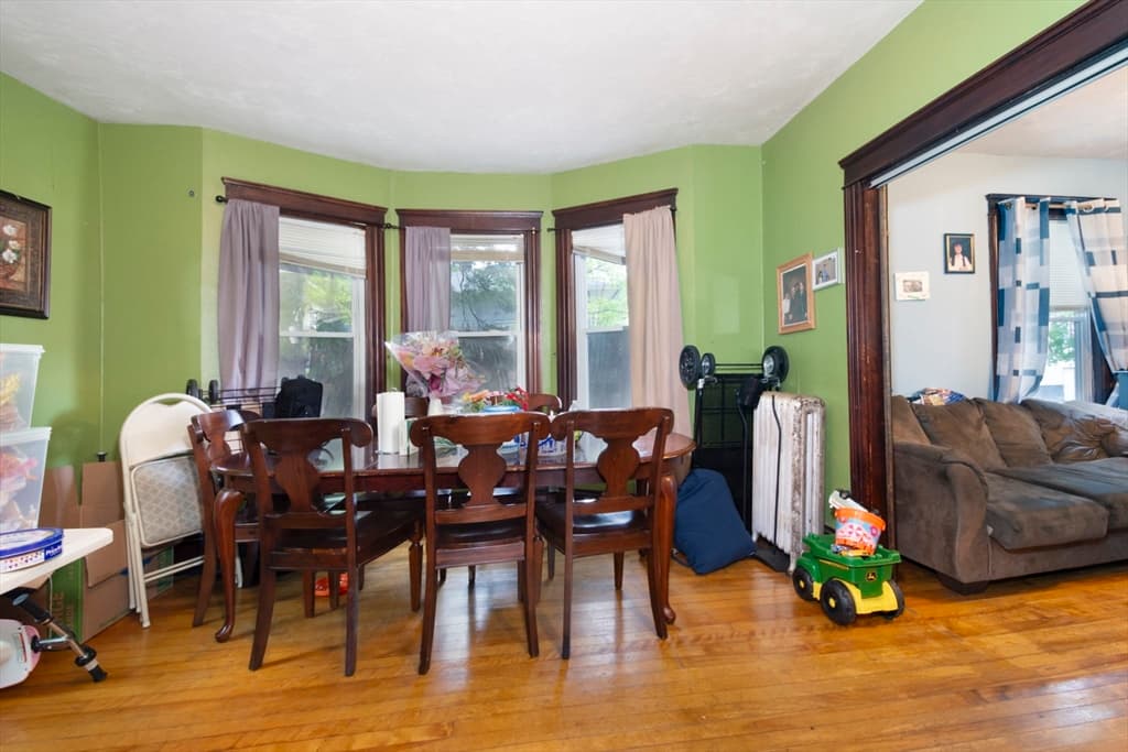 7 Clarence St, Worcester MA 01610 photo 11