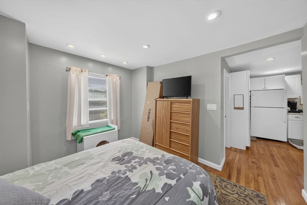 60 Harriett Ave, Burlington MA 01803 photo 27
