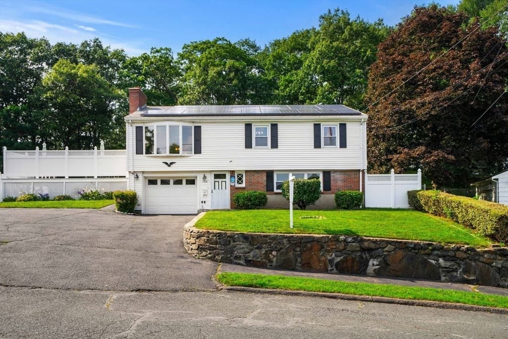 104 Spring View Drive, Lynn MA 01904