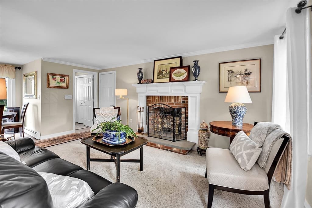 82 Bellingham Rd, Blackstone MA 01504 photo 12