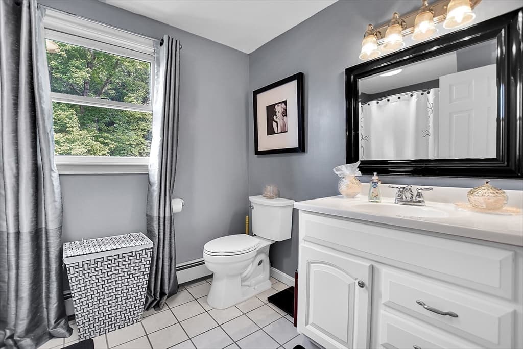 82 Bellingham Rd, Blackstone MA 01504 photo 30
