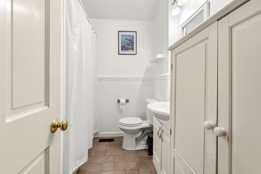 5 Main St, Acton MA 01720 photo 17